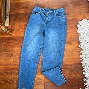 Brand new with tags and bag never worn SHEIN jeans Size S petite (short)